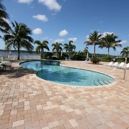 Boca Ciega Resort By Travel Resort Services Сейнт Питърсбърг Екстериор снимка