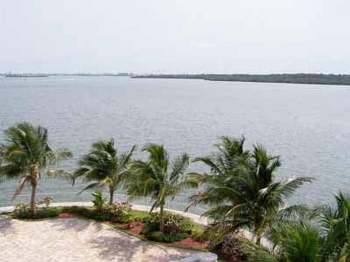 Boca Ciega Resort By Travel Resort Services Сейнт Питърсбърг Екстериор снимка